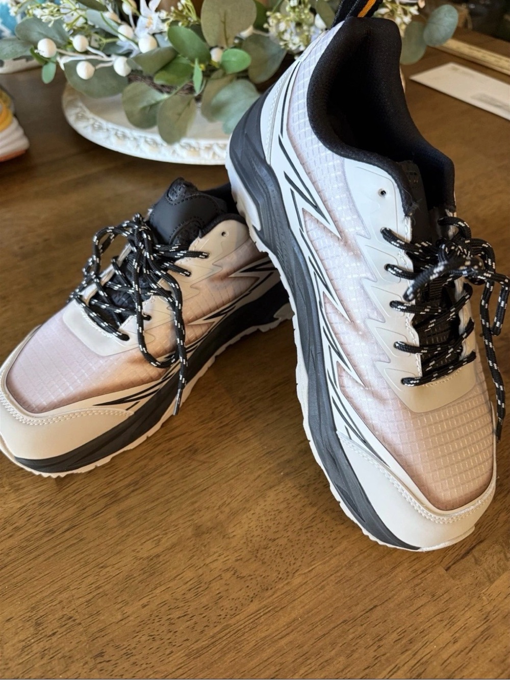 HOBIBEAR EUC TALUS WOMENS WIDE TOE BOX SHOES SZ 41